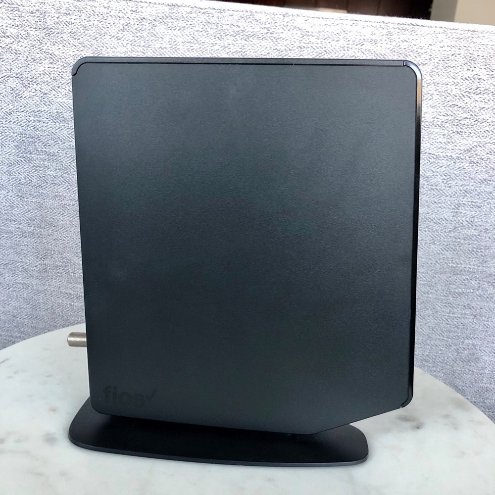 Verizon Fios Quantum Gateway Router - Picture 5 of 5
